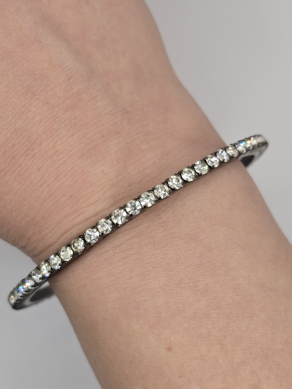 Crystal Tennis Bangle in Silver - Elegant Women's Jewelry